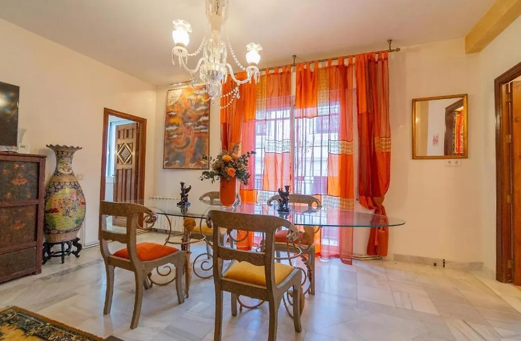 Rentalsevilla Suite Nepal 0*, Seville