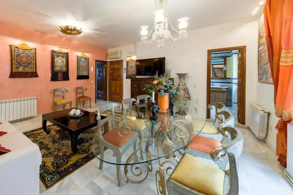 Rentalsevilla Suite Nepal Seville