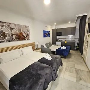 Angeles Apartment
