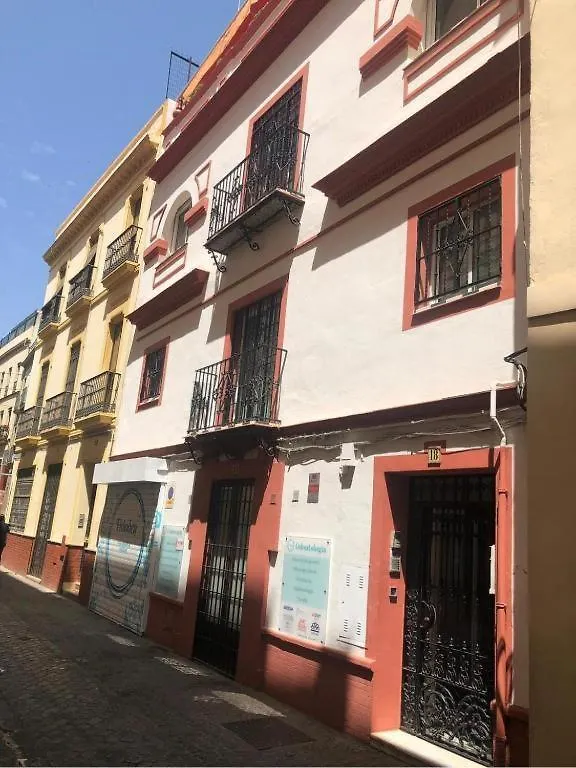 Rentalsevilla Suite Nepal Seville