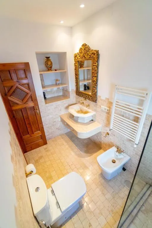 Rentalsevilla Suite Nepal Apartment